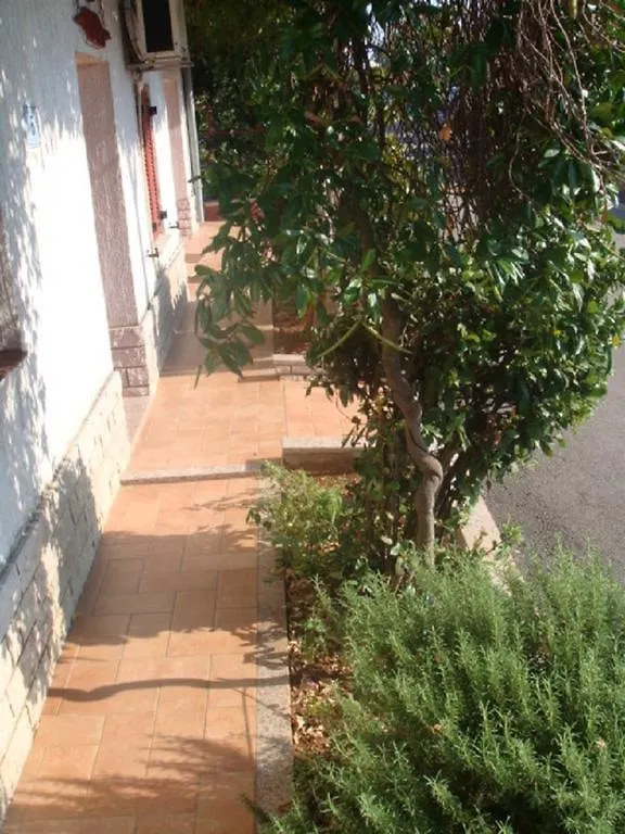 Apartments Judit Tar-Vabriga 0*,