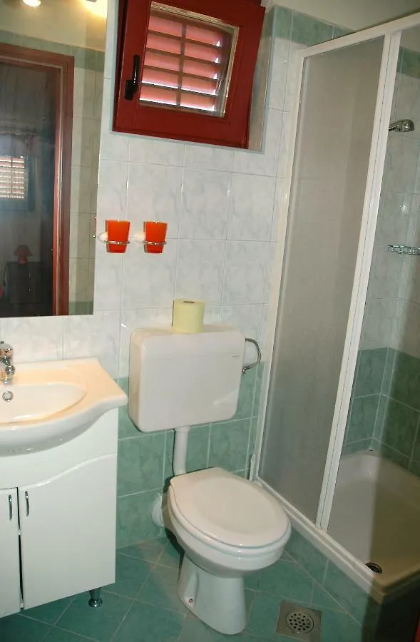 Apartments Judit Tar-Vabriga 0*,  Croatia