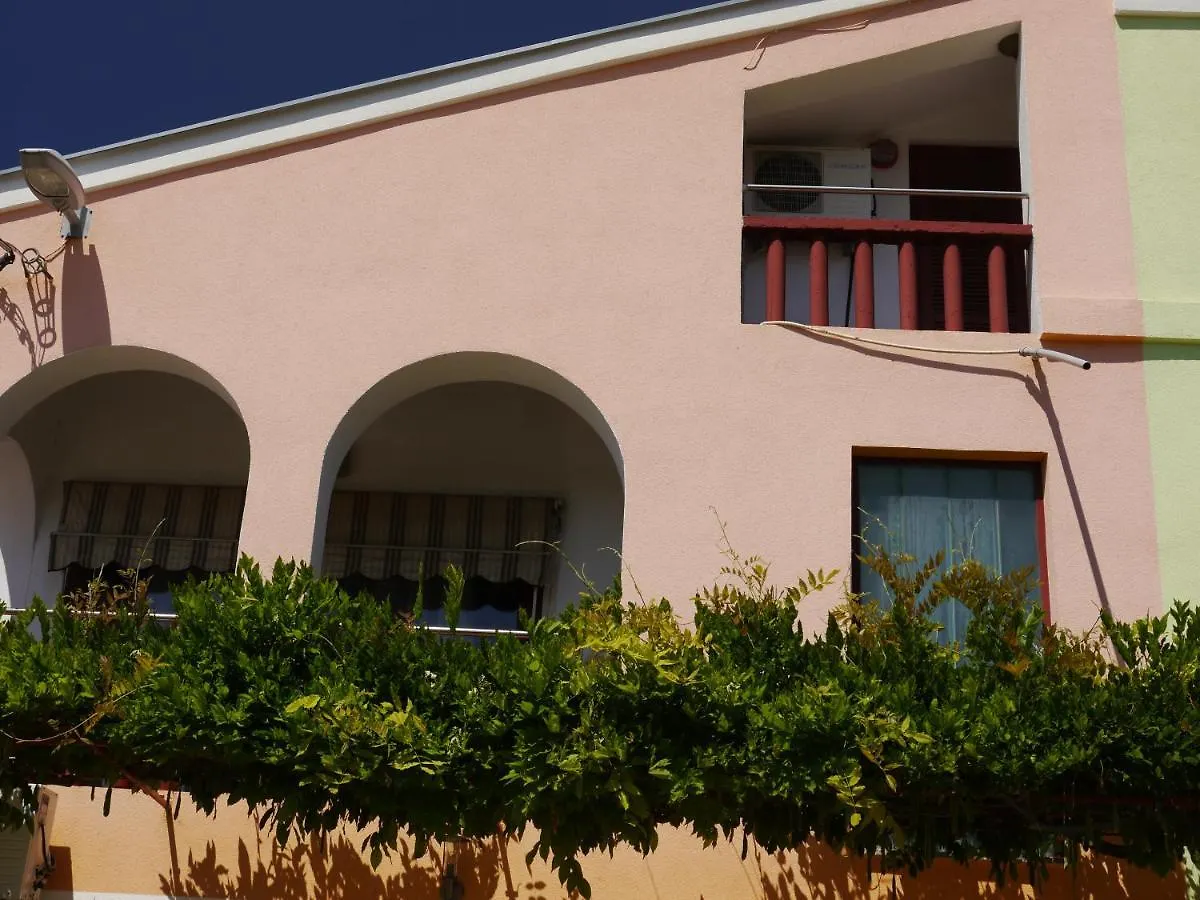 Apartments Judit Tar-Vabriga Croazia