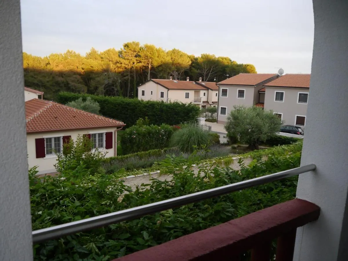 Apartments Judit Tar-Vabriga