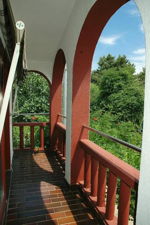 Apartments Judit Tar-Vabriga